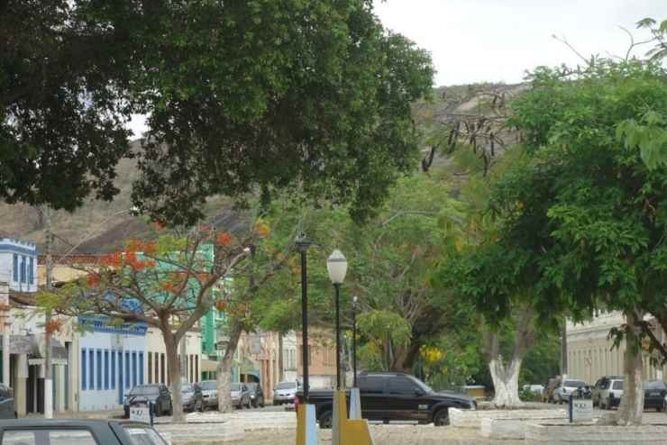 Abrir-uma-Empresa-em-Pedra-Azul-MG